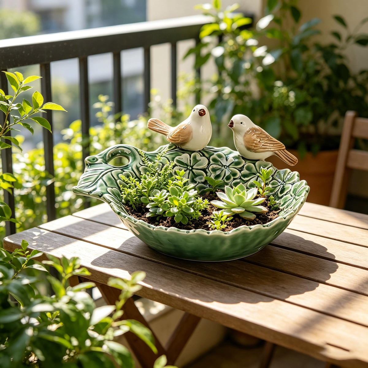 Qaoliffa Bird-Shaped Garden Planter - Fun Flower & Succulent Pot for Indoor Outdoor Use - Also Perfect as Jewelry Tray, Snack or Fruit Dish (Green)