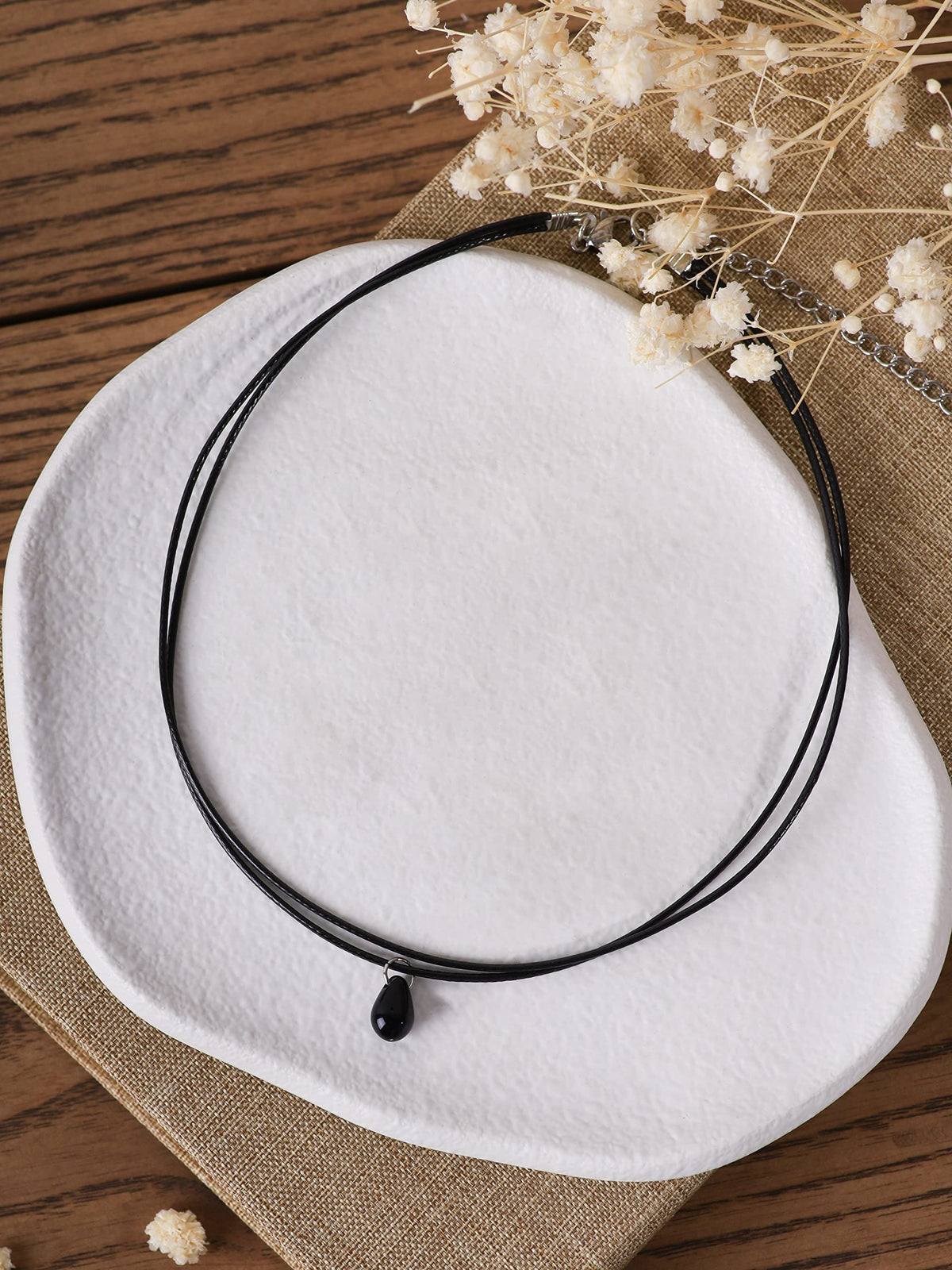 Sacina Goth Boho Hippie Dainty Double Layered Black Choker Necklace, Teardrop Glass Necklace, Halloween Christmas New Year Gift for Women
