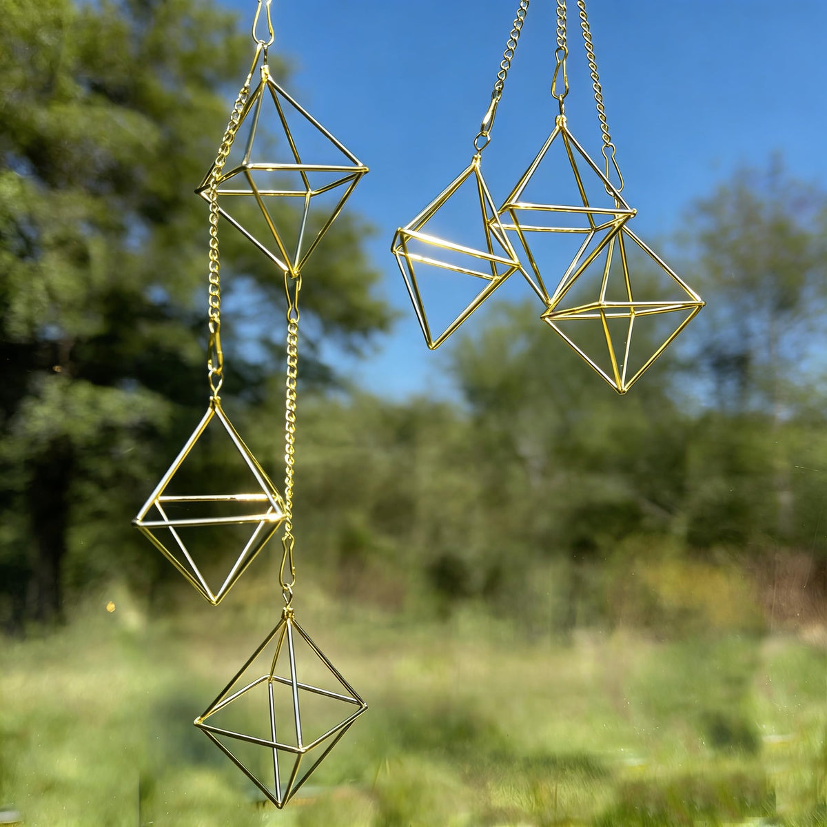 libproqia Gold Air Plant Holders with Chains, Set of 6 Geometric Hanging Planters with Removable Links for Wall Decor, Indoor Home Ceiling Display for Tillandsia, Ferns