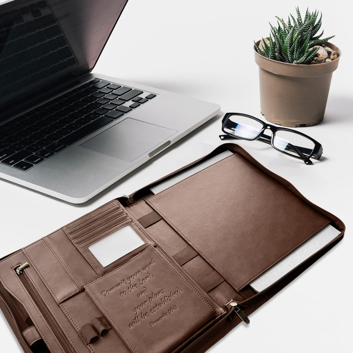 DEHITE Leather Portfolio for Men – Padfolio Case for Men and Women – Brown Bible Notebook Organizer – Pen Slots – Zipper Binder – Premium PU Leather – Feels Like Full-Grain – Office Gift Accessories