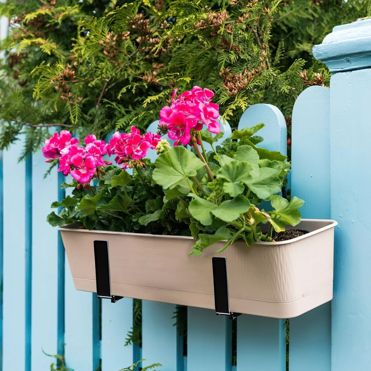 4 Pack Adjustable Planter Brackets, Deck Rail Flower Box Holders, Resilient Iron with Rust-Resistant Black Finish, Fast Installation, Fits 2-7 in Wide Railings, 5.9-12.6 in Plant Pots