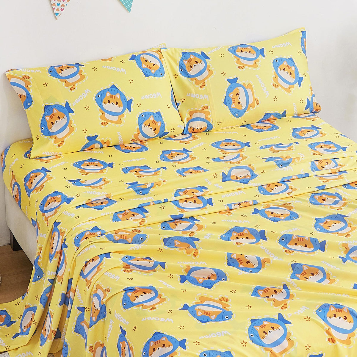 CozySmile Full Sheet Set Kids,4 Pieces Breathable Soft Microfiber Bedsheets for Child Boys Girls, Oeko-TEX, Anti Pilling Deep Pockets Easy Care Bed Sheets, Cat Fish