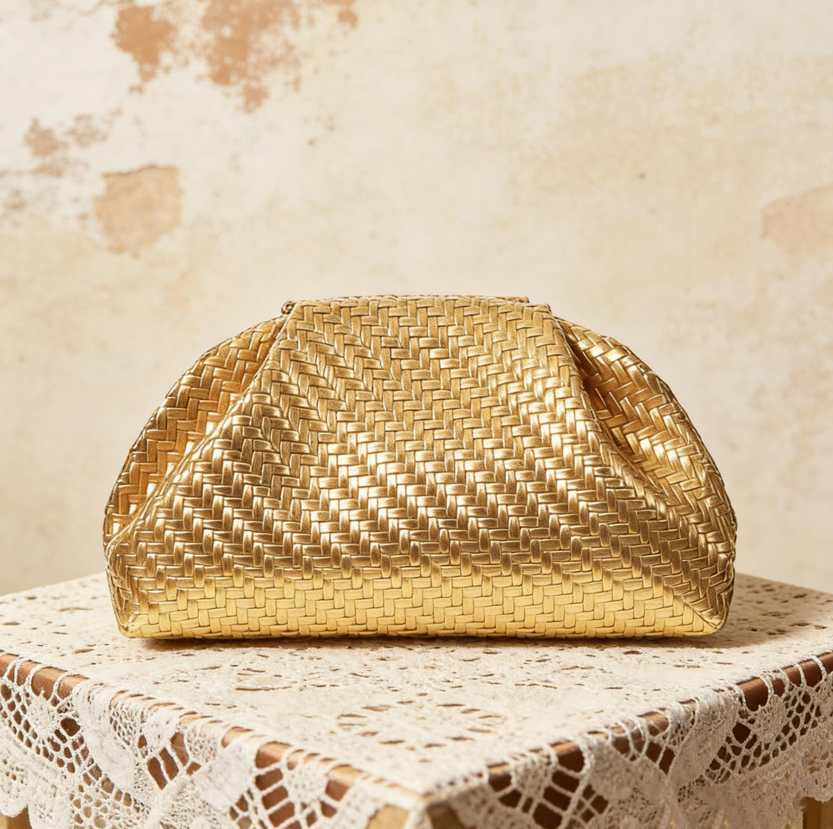 Aritenation Woven Clutch Purses for Women Evening Bag Elegant Ruched Dumpling Clutch PU Leather Eveing Bag for Party Wedding
