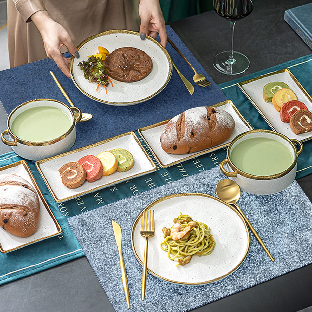 SUEH DESIGN Leather Placemats Set of 6 Reversible Table Mats Heat Resistant Waterproof No-Slip Place Mats for Dining Table Kitchen Parties