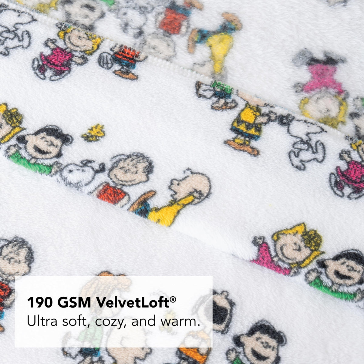 Berkshire Peanuts® Velvetloft® Plush Full Sheet Set,Extra Warm Fleece Sheets,4-Piece Cute Character Snoopy Printed Soft Plush Sheet Set,Laughing Small White
