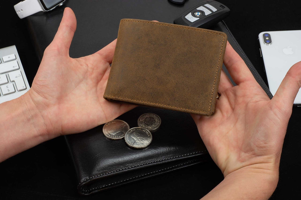 DiLoro Italy Full Size Mens Leather Wallet Bifold Flip ID Zip Coin Wallets with RFID Protection (Dark Hunter Brown With ID)