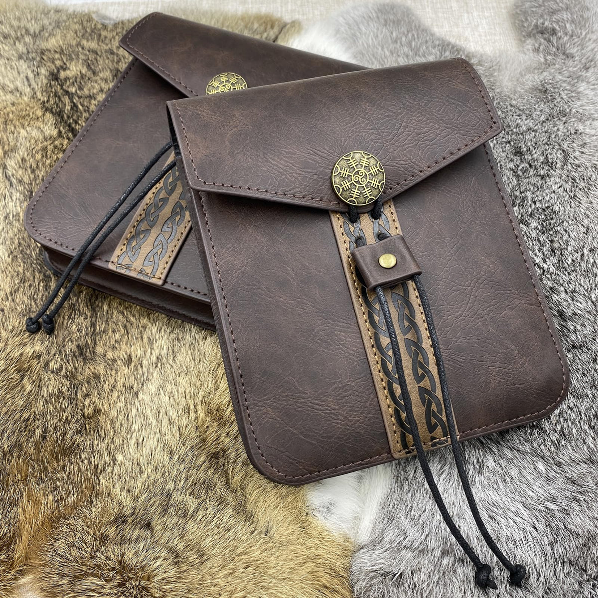 EpicCos 2 PCs Medieval Vintage belt Bag Set, Middle Ages Faux Leather Belt with Belt Pouch, Renaissance Costume Accessories (Brown A)