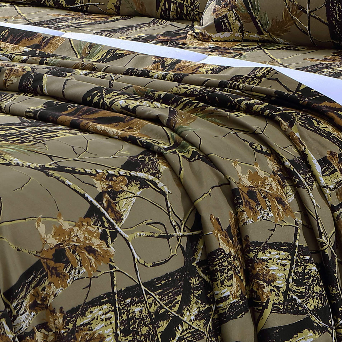 Chezmoi Collection Salem 4-Piece Cabin Lodge Forest Woods Sheet Set - Nature Camo Tree Leaves Printed Soft Microfiber Sheets - California King, Natural