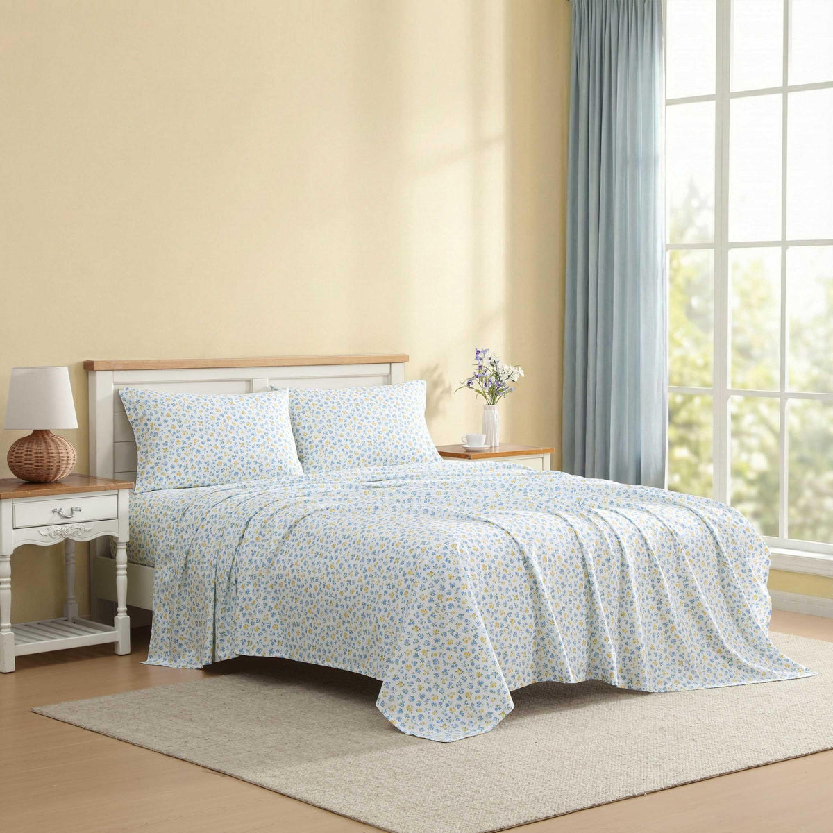 Laura Ashley - Twin Sheet Set, Crisp & Cool Cotton Percale Bedding for Year Round Comfort, Deep Pocket, Bed Sheets with Matching Pillowcase (Ditsy Doodle Blue)