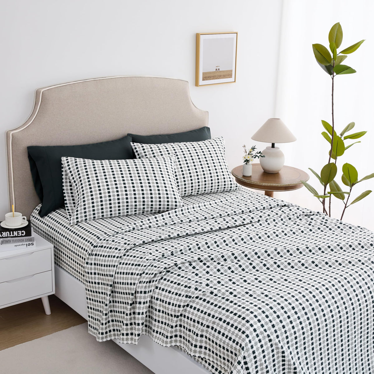 Spirit Linen home 6-Piece Queen Size Bed Sheet Set - Deep Pocket, Squares Pattern, Soft and Breathable Bed Sheets, Microfiber Material, Includes 1 Fitted, 1 Flat, 4 Pillowcases - Black/Grey Squares