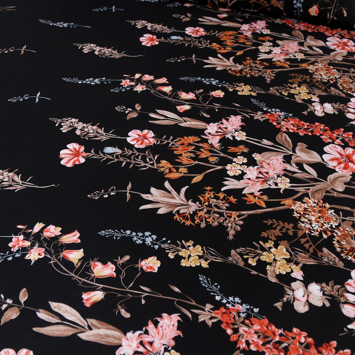 MAG 3pcs Black Floral Full Bed Sheet,Microfiber Flower Boho Fitted Sheets with 1 Fitted Sheet and 2 Pillowcases,14 Inches Deep (Black, Full)