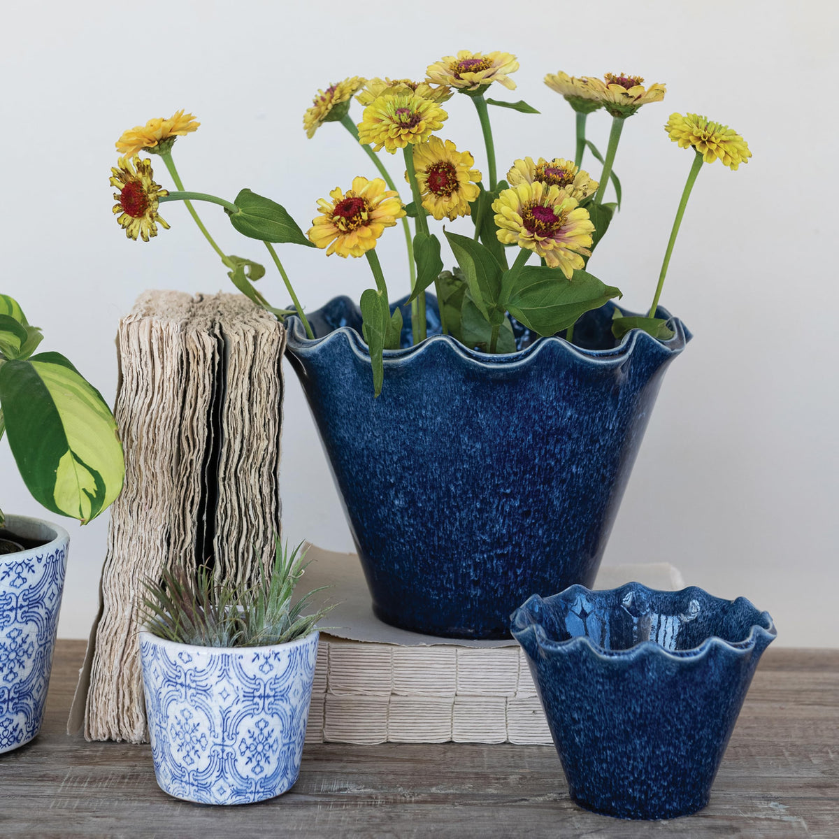Creative Co-Op Large Stoneware Planter with Ruffled Edge and Drainage Hole with Reactive Glaze, Blue