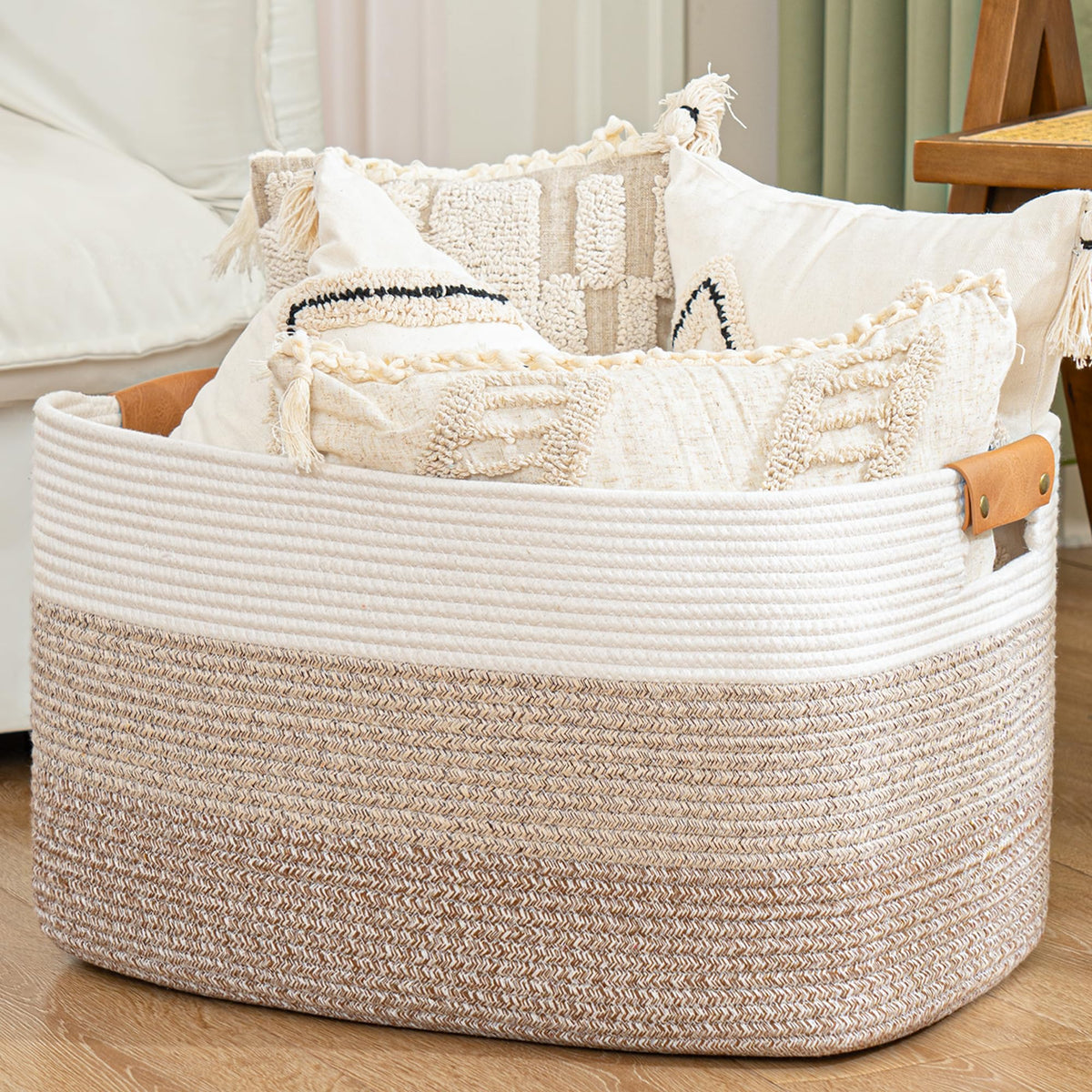 danpinera Blanket Basket, 72L Woven Storage basket with Leather Handle, Eco-friendly Decorative Storage Organization in Bathroom & Living Room for Towels 22 ''*17 ''*11.8 '', Gradient Brown