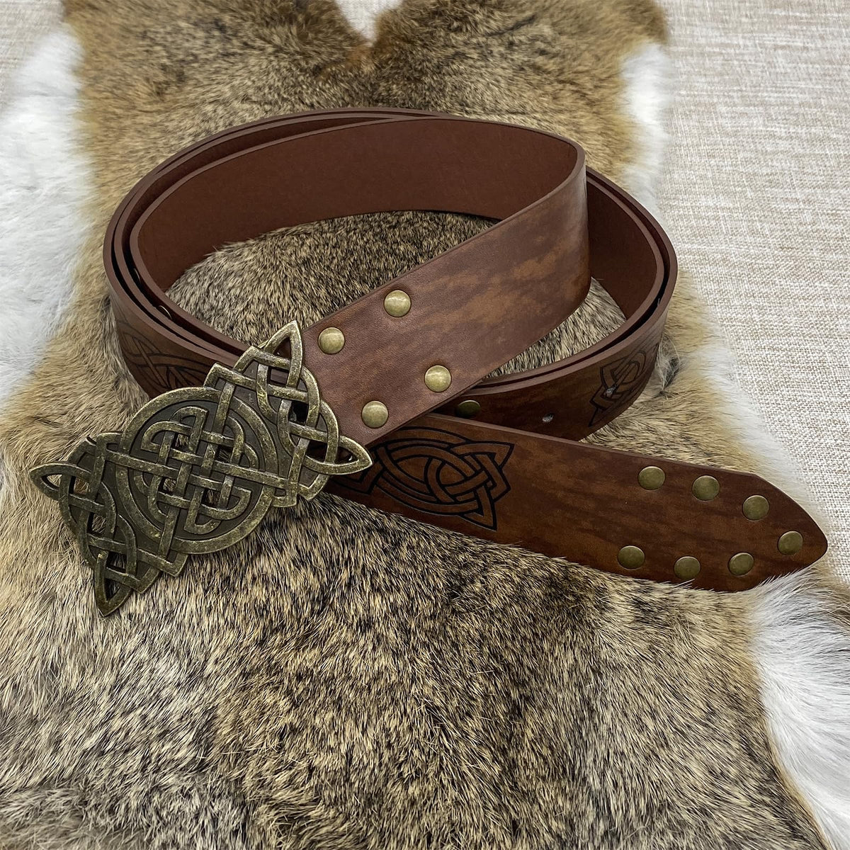 EpicCos 3PCs Medieval Embossed Belt Pouch Set, Viking Buckle Belt Portable Side Bag, Faux Leather Cosplay Accessories (Brown B)