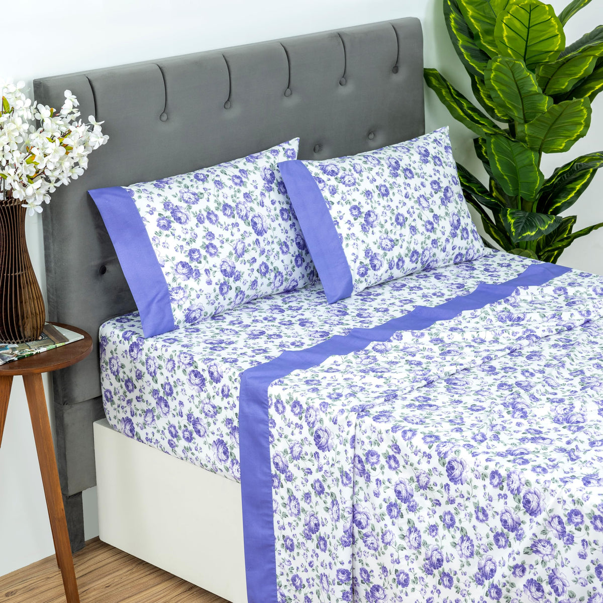 Dreamology Queen Sheet Set,4 Pieces Microfiber Sheet, Printed Sheet Set with Solid Cuffed Detail, Includes 1 Flat Sheet,1 Deep Pocket Fitted Sheet and 2 Pillowcases, Queen Bed Sheets (Purple Blossom)