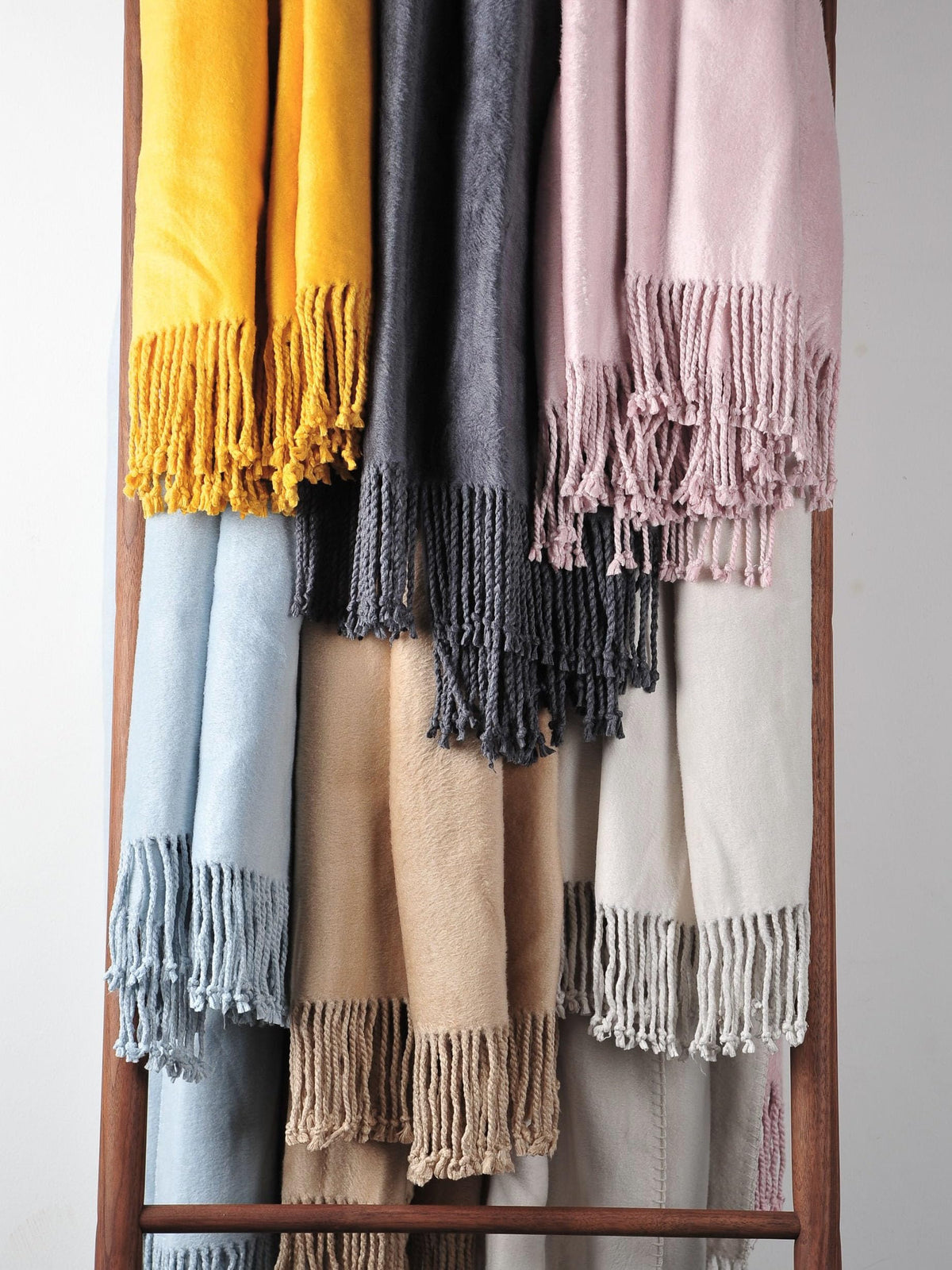 EP Mode Fringed Mulberry Silk Throw Blanket for Sofa (Cameo Pink)
