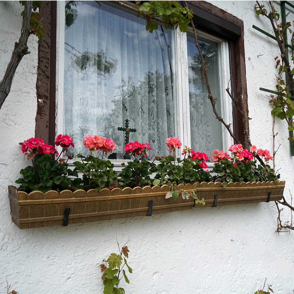 Maotong Adjustable Window Planter Box Brackets 4 Pack, Heavy Duty Wall Mount Flower Box Holder for Planter Box Depth (Front to Back) 6 to 12 Inches, Black