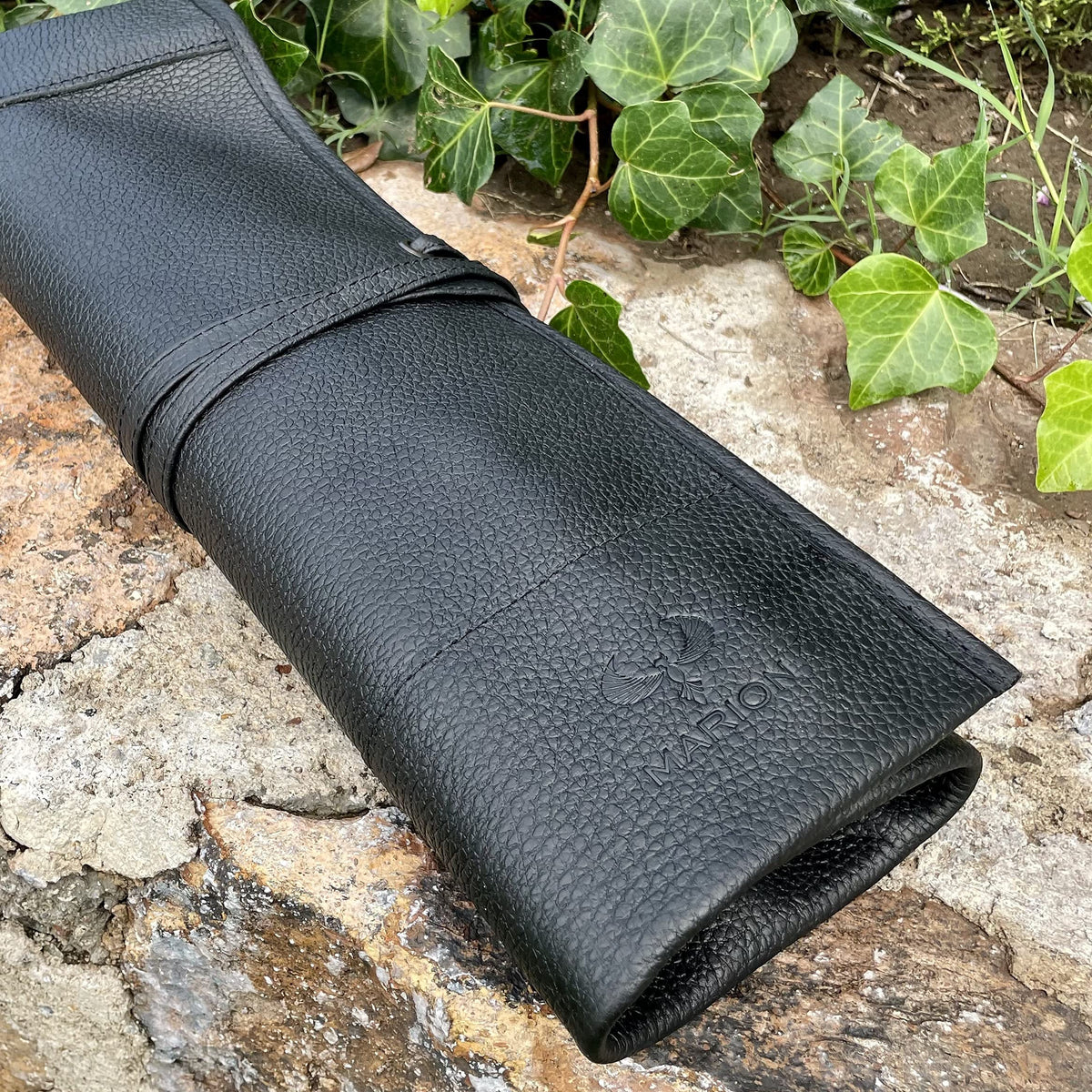 MARION - LA PETITE - Genuine Calf Top Grain Black Leather - Handcrafted Professional Chef's Knife Storage Roll Bag - 5 Pockets